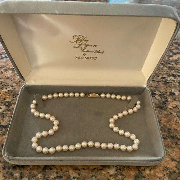 Mikimoto Jewelry - EUC Vintage Mikimoto 18 inch Pearl Necklace